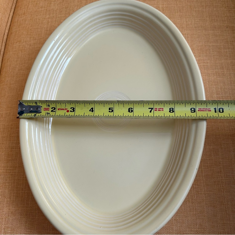 Fiesta Light Yellow Platter Fiestaware oval - Picture 6 of 7